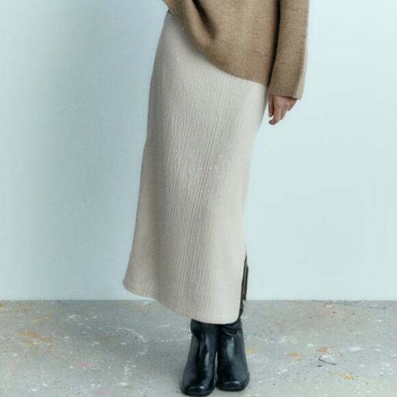 ZARA SEQUIN MIDI SKIRT - Picture 3 of 9